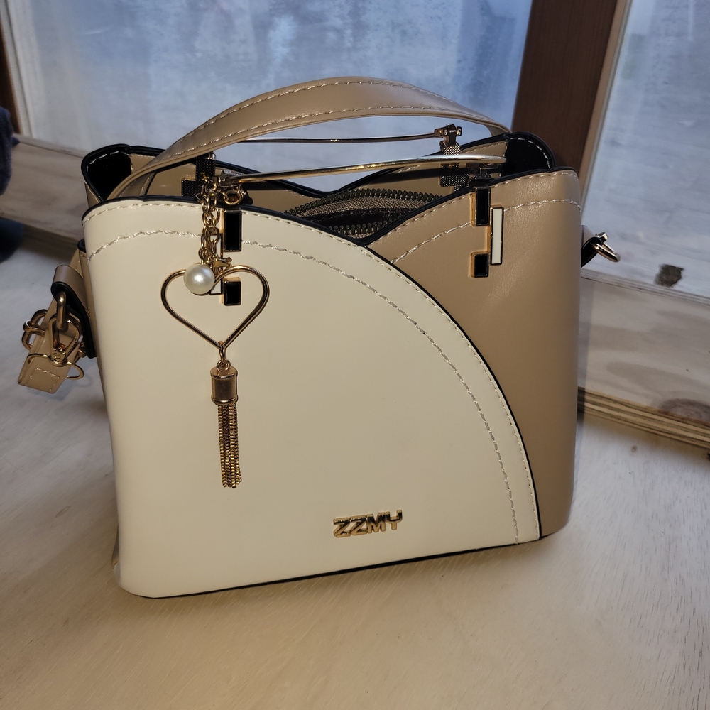 Women's Two-Tone Handbag - White and Tan